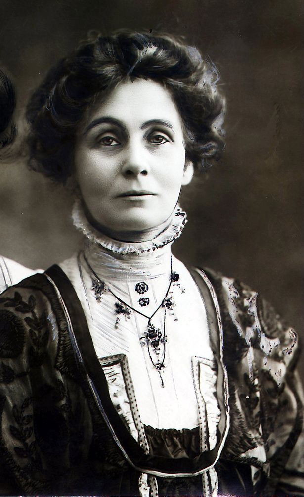 Emmeline-Pankhurst-sufragette-who-fought-for-the-right-for-women-to-vote-1916136