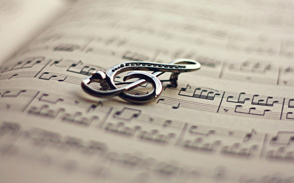 6799887-key-wallpaper
